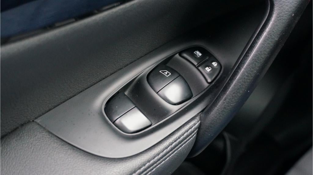 Nissan Qashqai 1.2 tekna rijklaar incl garantie