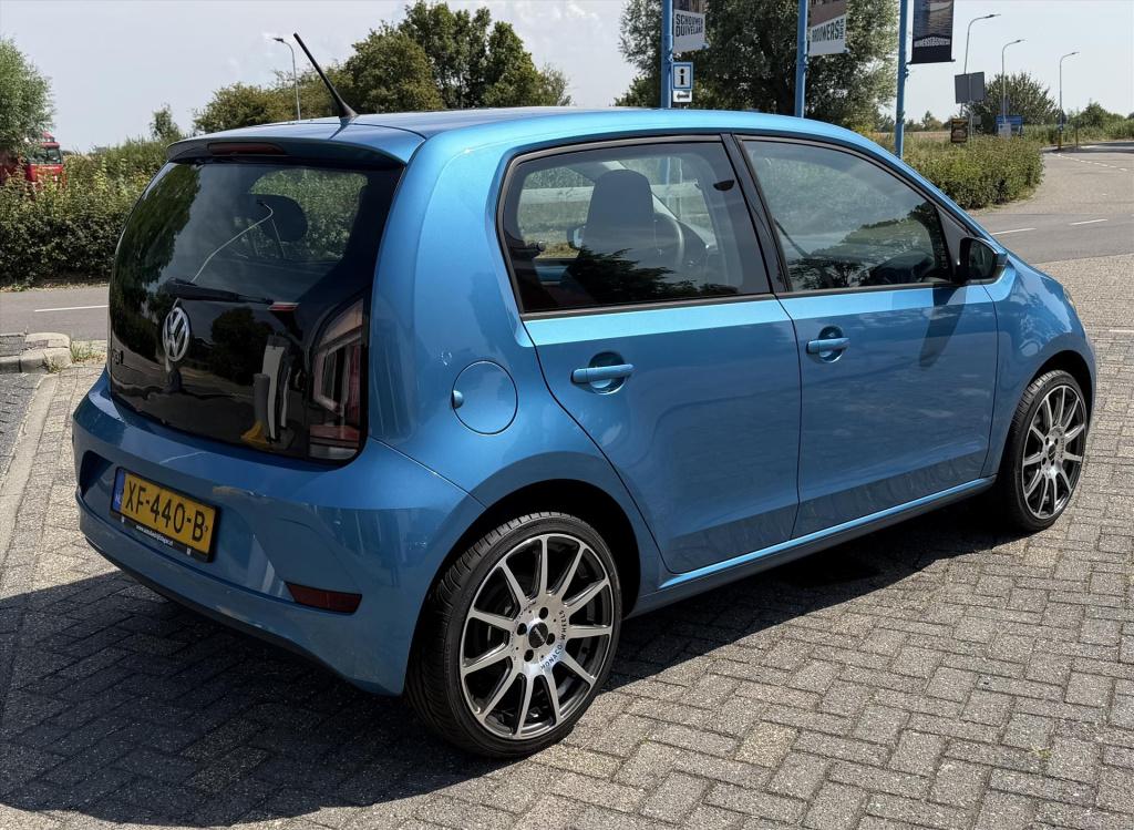 Volkswagen UP! 1.0 60pk 5d bmt move up!