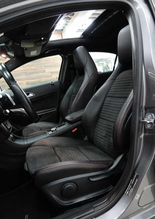 Mercedes-Benz A-Klasse 180 | amg-styling | pano | verkocht