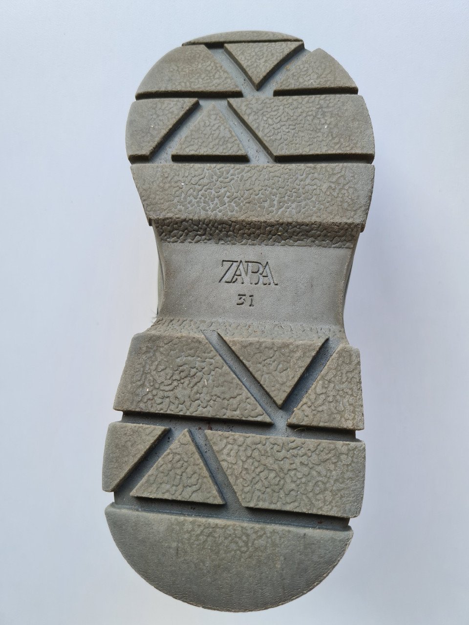 Zara kaki groene half hoge veter/ rits sneackers  Maat 31