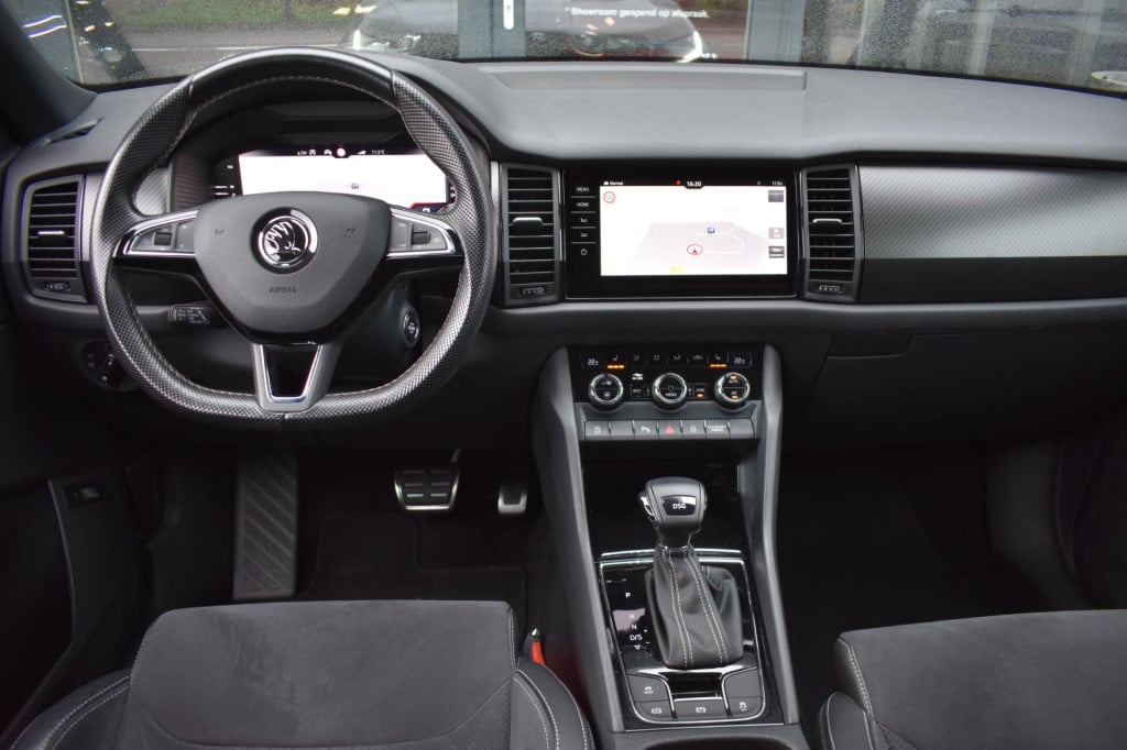 Skoda Kodiaq 1.5 tsi sportline | trekhaak | camera | nap | adapt. cruise co