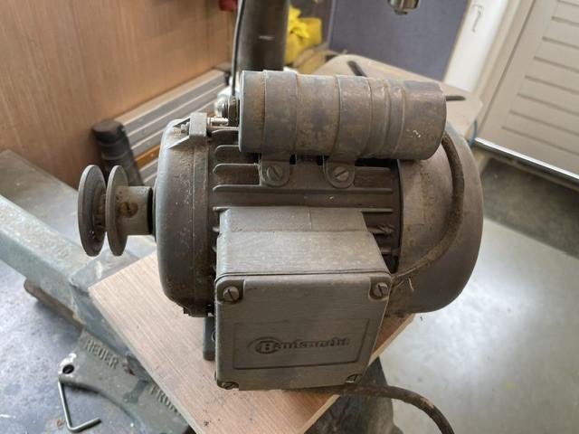 Baukecht electromotor € 25,--