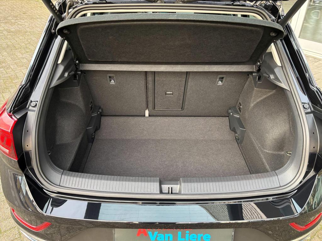 Volkswagen T-roc 1.5 tsi 150pk 7-dsg style| camera| keyless|dode hoek| rijk