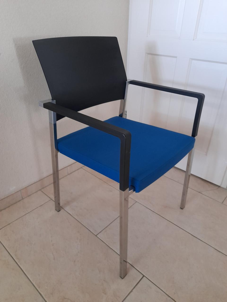 Mooie bureaustoel / vergaderstoel ( in goede staat )