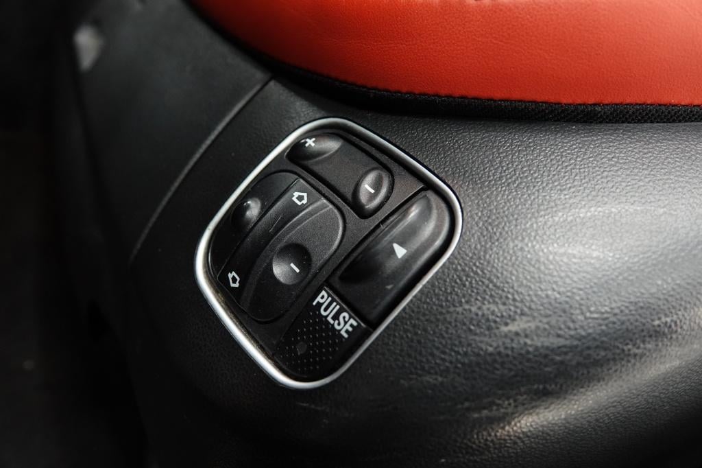 Mercedes-Benz Sl 500 | massage stoelen | designo | cruise | pdc |