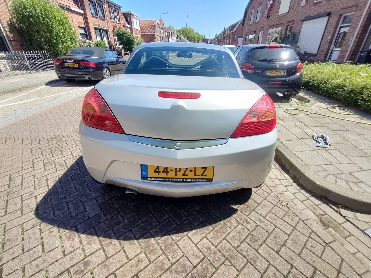 Opel Tigra 1.8 16V Twintop 2005 Grijs