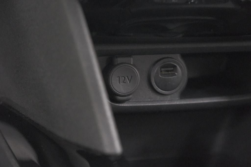 Peugeot 2008 puretech 110 eat6 allure | camera | navigatie | parkeersensore