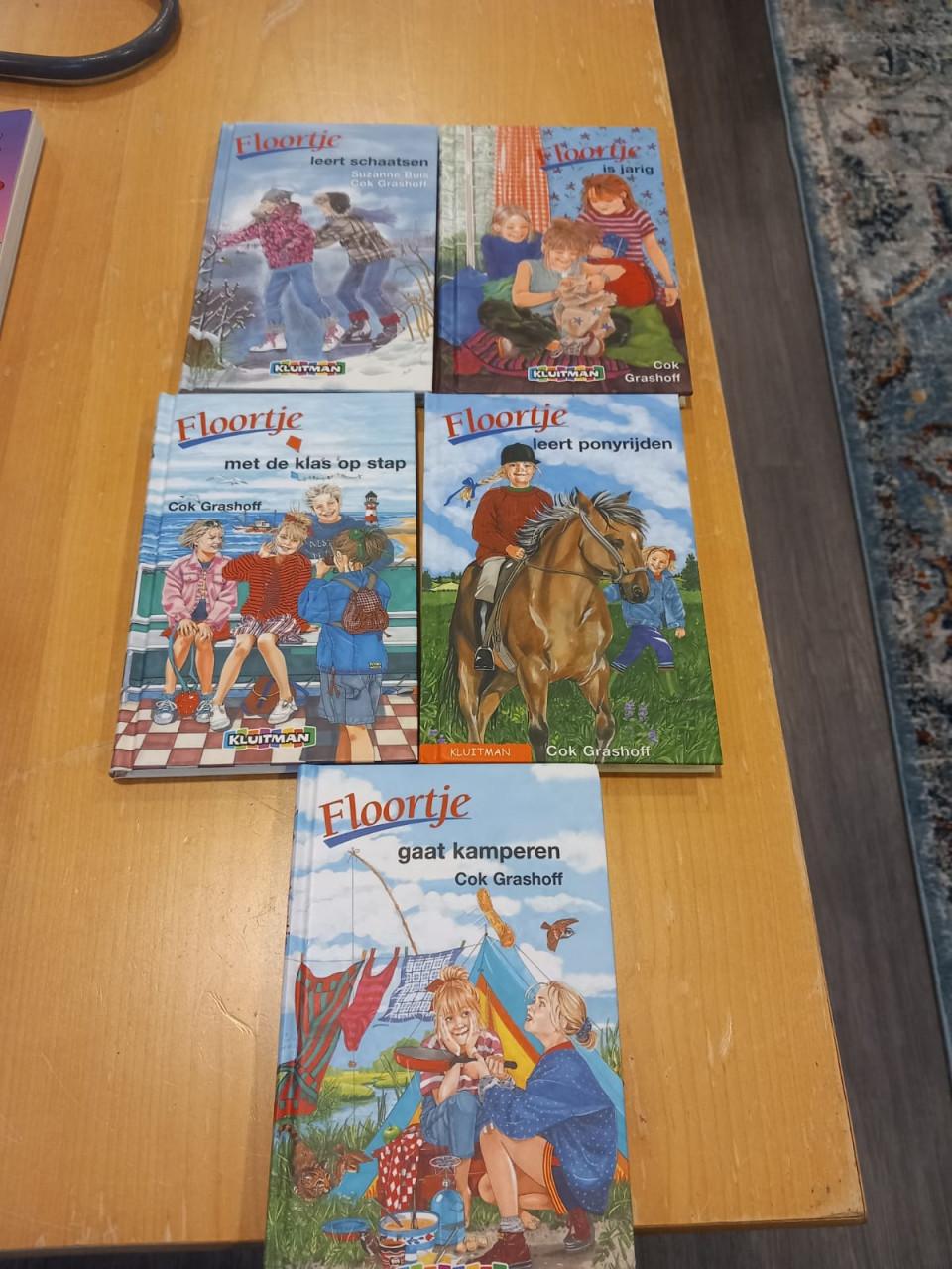 5x Boek Floortje reeks