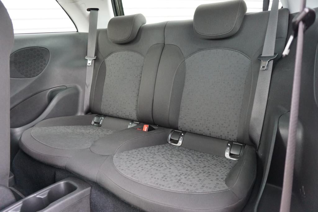Opel Adam 1.0 turbo blitz airco / navi / cruise / stoel + stuurverw. / elek