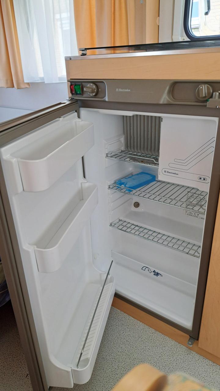 Caravan Delta Liner 3900 TZ 2001