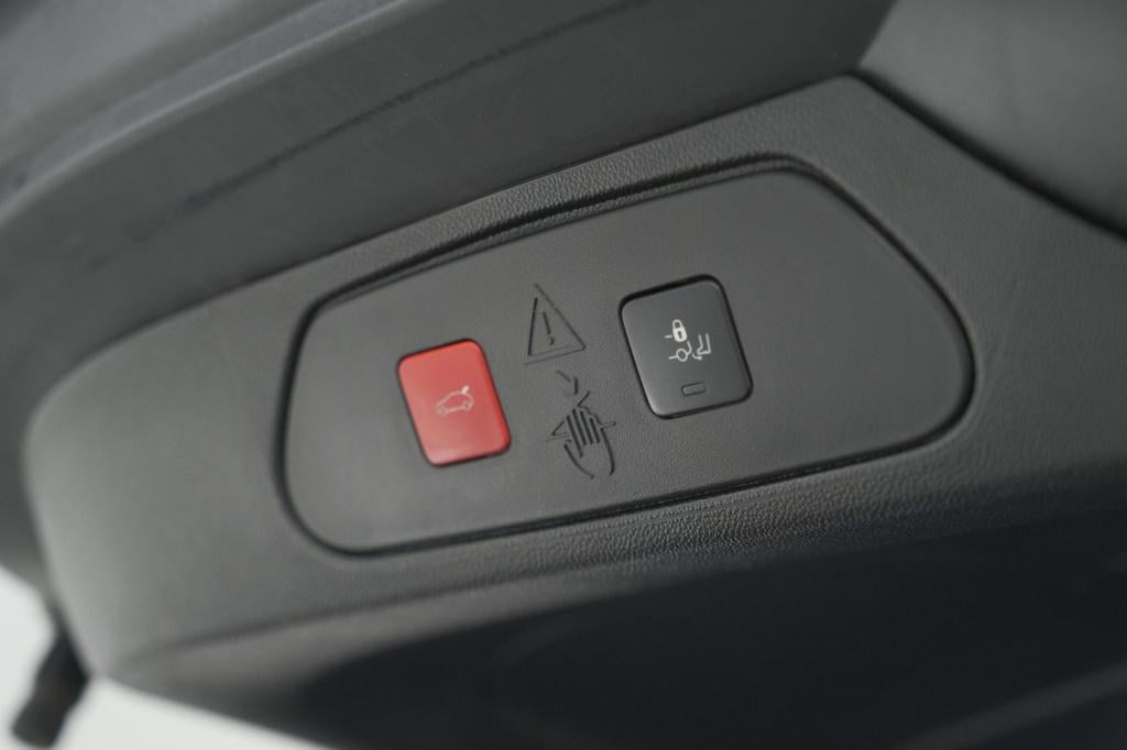 Opel Grandland 1.6 turbo plug-in hybrid level 4 | bomvol! | trekhaak | elek