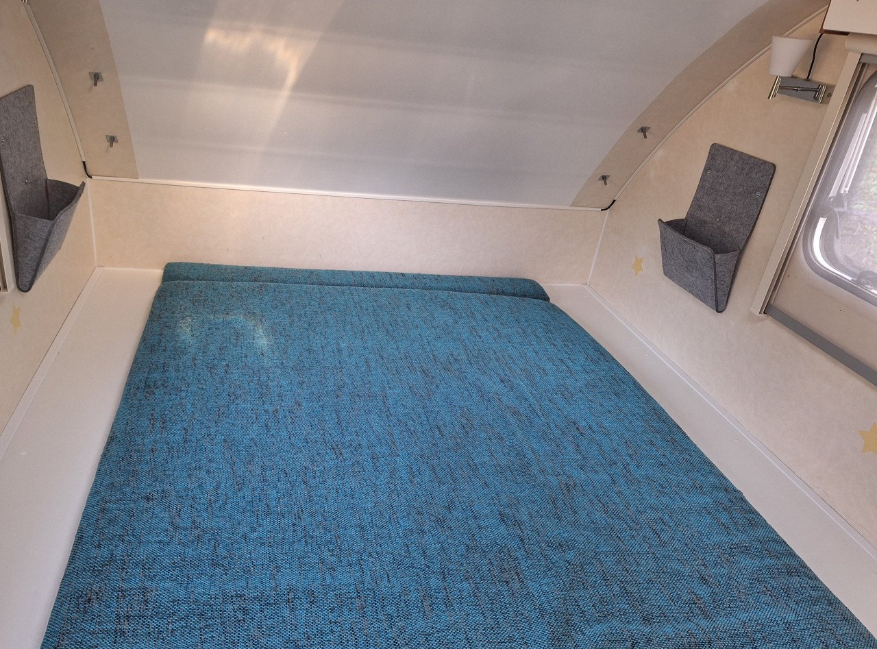 Kleine caravan te koop