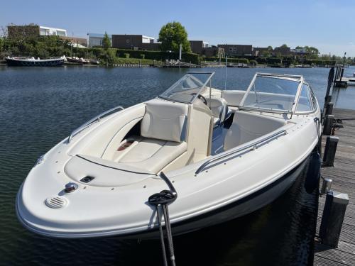 Bayliner 235 LX Incl super trailer!