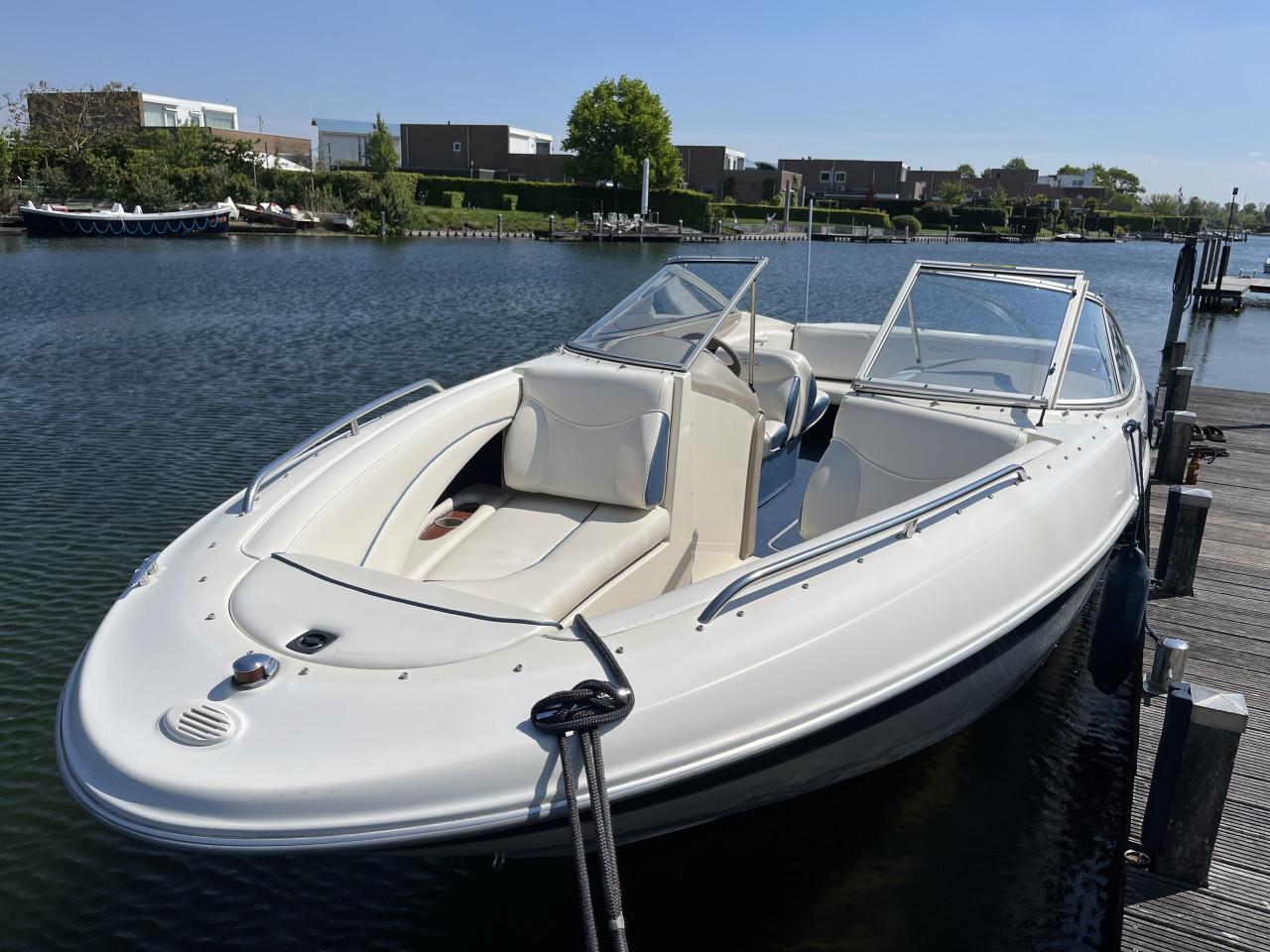 Bayliner 235 LX Incl super trailer!
