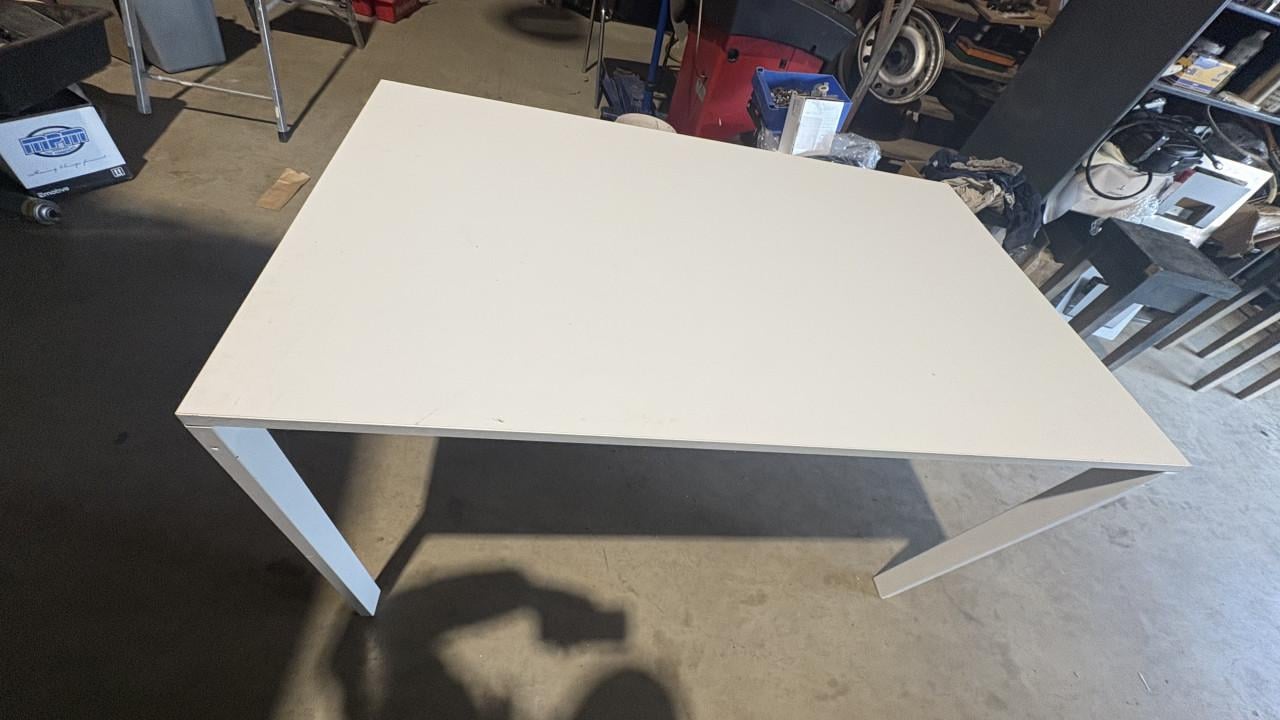 IKEA meltrop kantine tafel werktafel