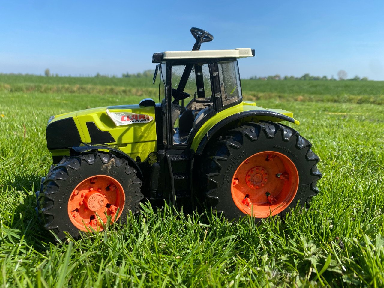 Bruder . john deere , joskin , claas , lemken , brandweer etc