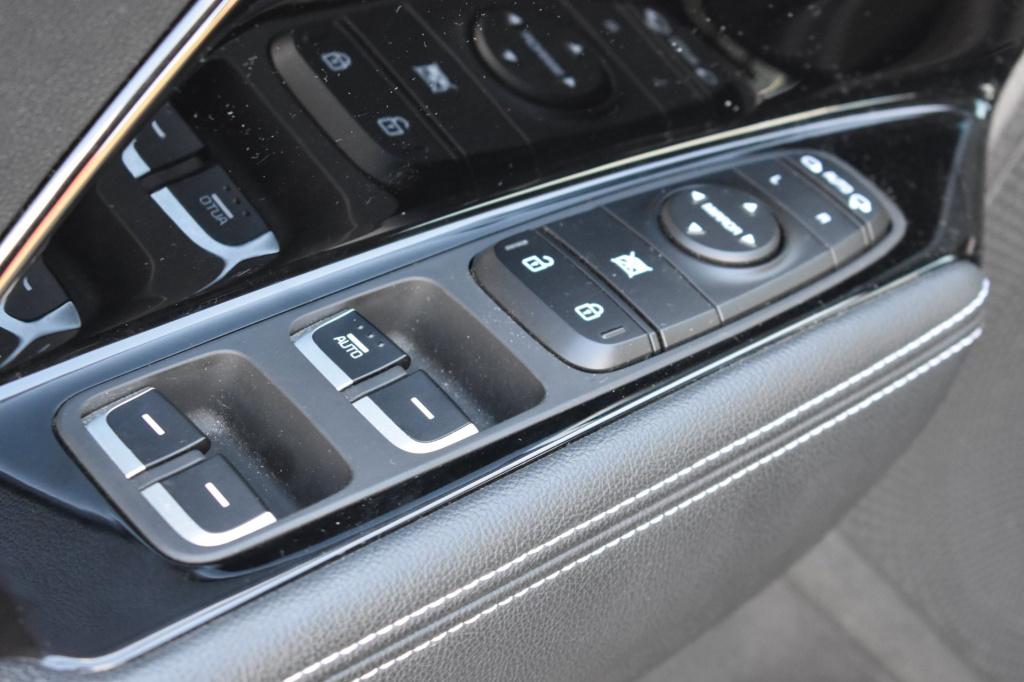 Kia E-niro dynamicline 64 kwh | soh 100% | dealer onderhouden | nap | apple