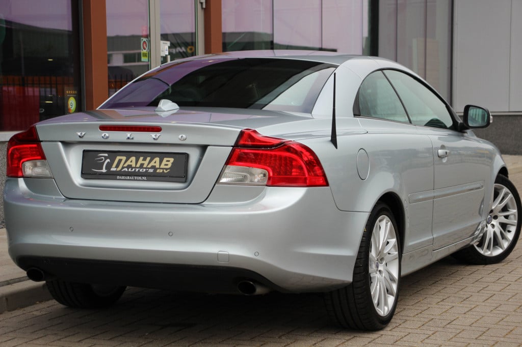 Volvo C70 convertible 2.5 t5 momentum | cruise | 230pk | leder/elec. stoele