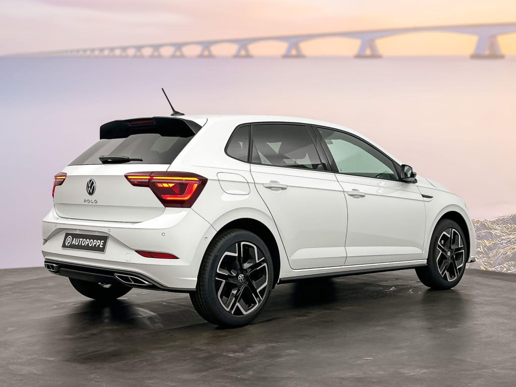 Volkswagen Polo r-line-edition 1.0 70 kw / 95 pk tsi hatchback 7 v