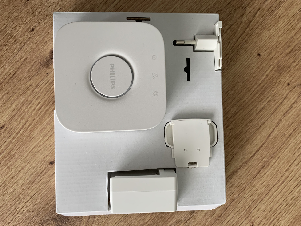 Philips Hue bridge - nieuwste versie 2.1 - nieuw