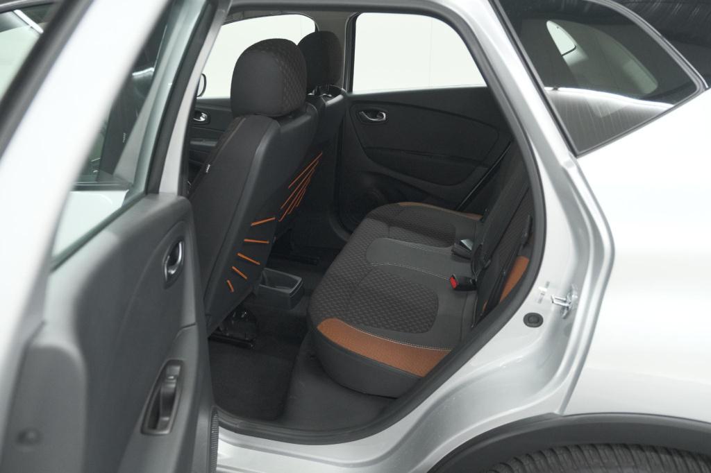 Renault Captur tce 90 intens | trekhaak | allseason banden | navigatie | pa