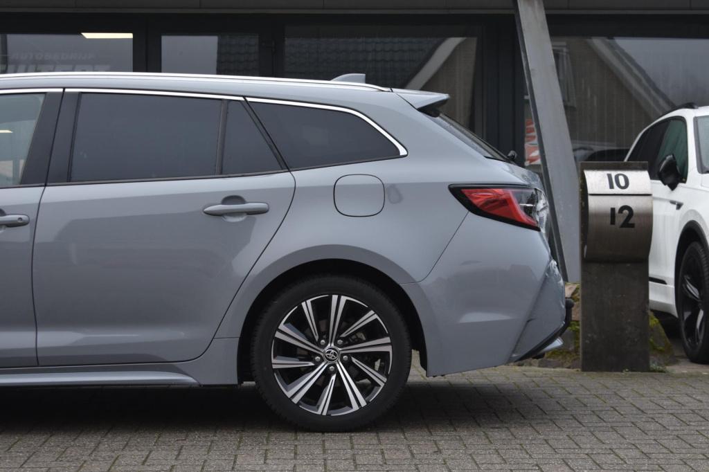 Toyota Corolla Touring Sports 1.8 hybrid dynamic | trekhaak | apple carplay