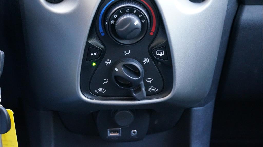 Peugeot 108 1.0 e-vti active rijklaar incl garantie