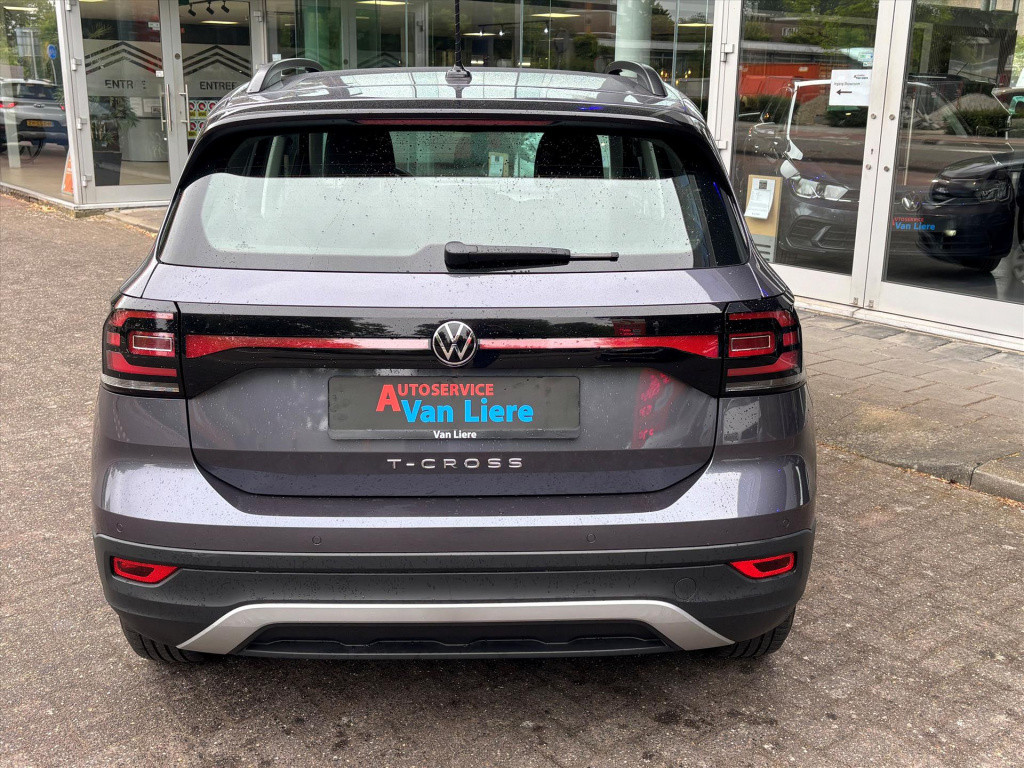 Volkswagen T-cross 1.0 tsi 95pk life apple carplay| adapt cruise| rijklaar 