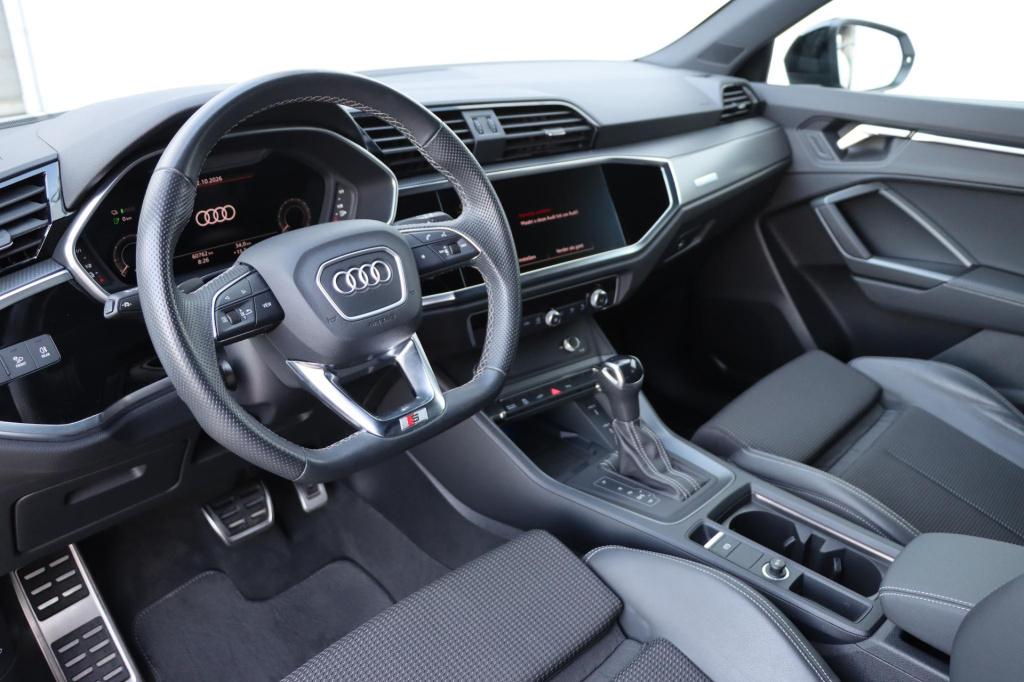 Audi Q3 sportback 45 tfsi e s edition 245pk s-tronic | soh 97,8% |