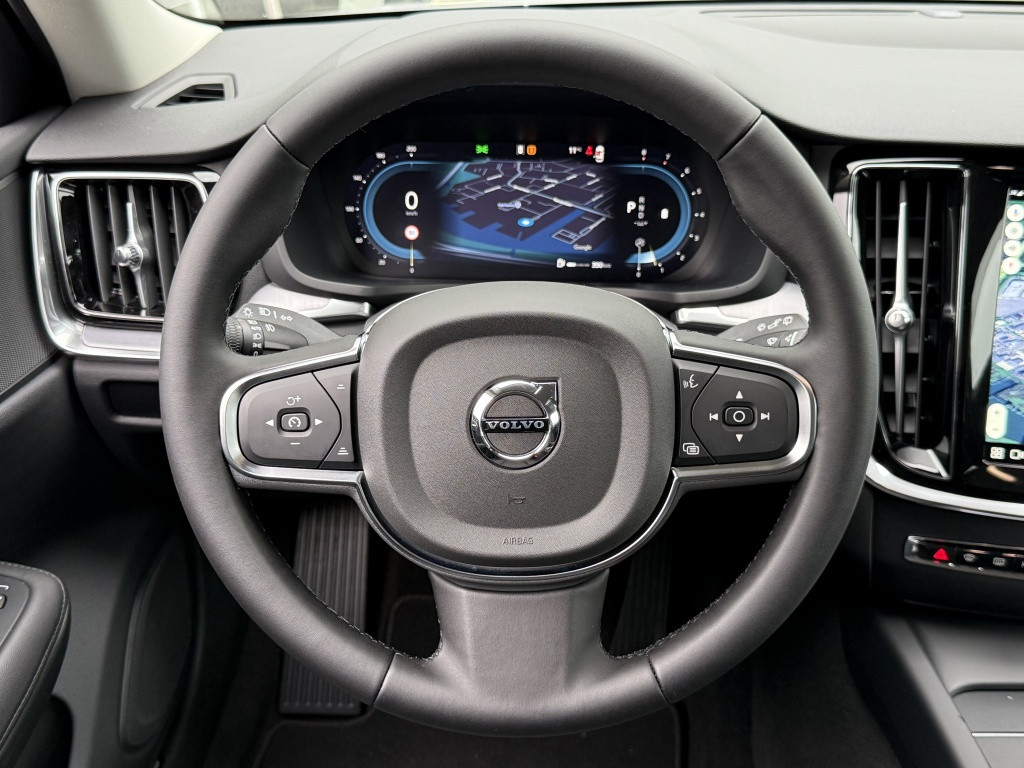 Volvo V60 b3 aut7 163pk essential ed| adap.cruise| camera| stoel.verw