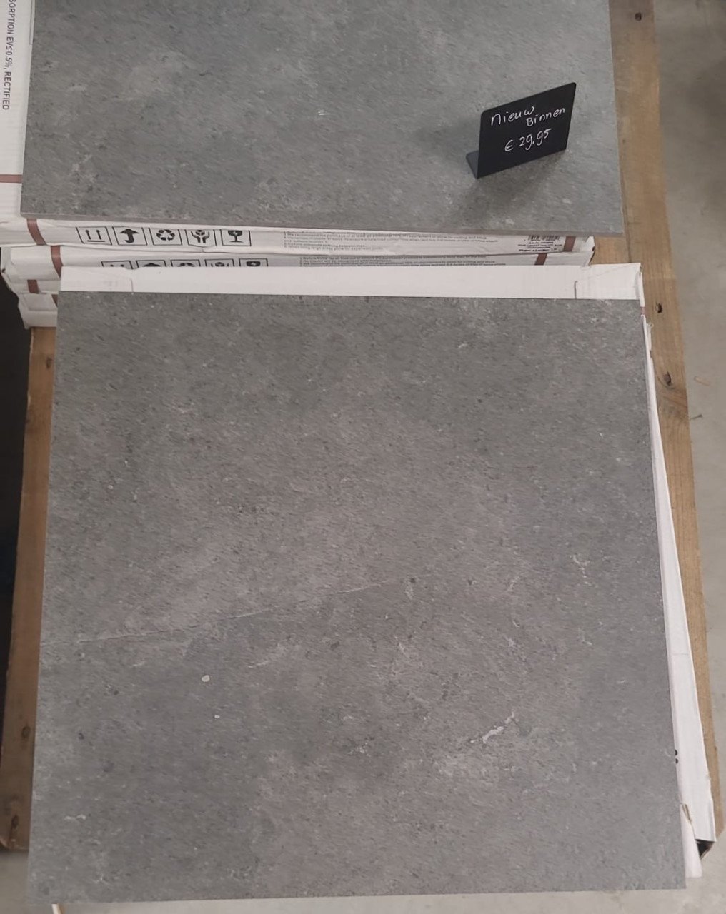 TSZ2930 ca 7,2  m² betonlook tegels, antraciet, 60x60 cm