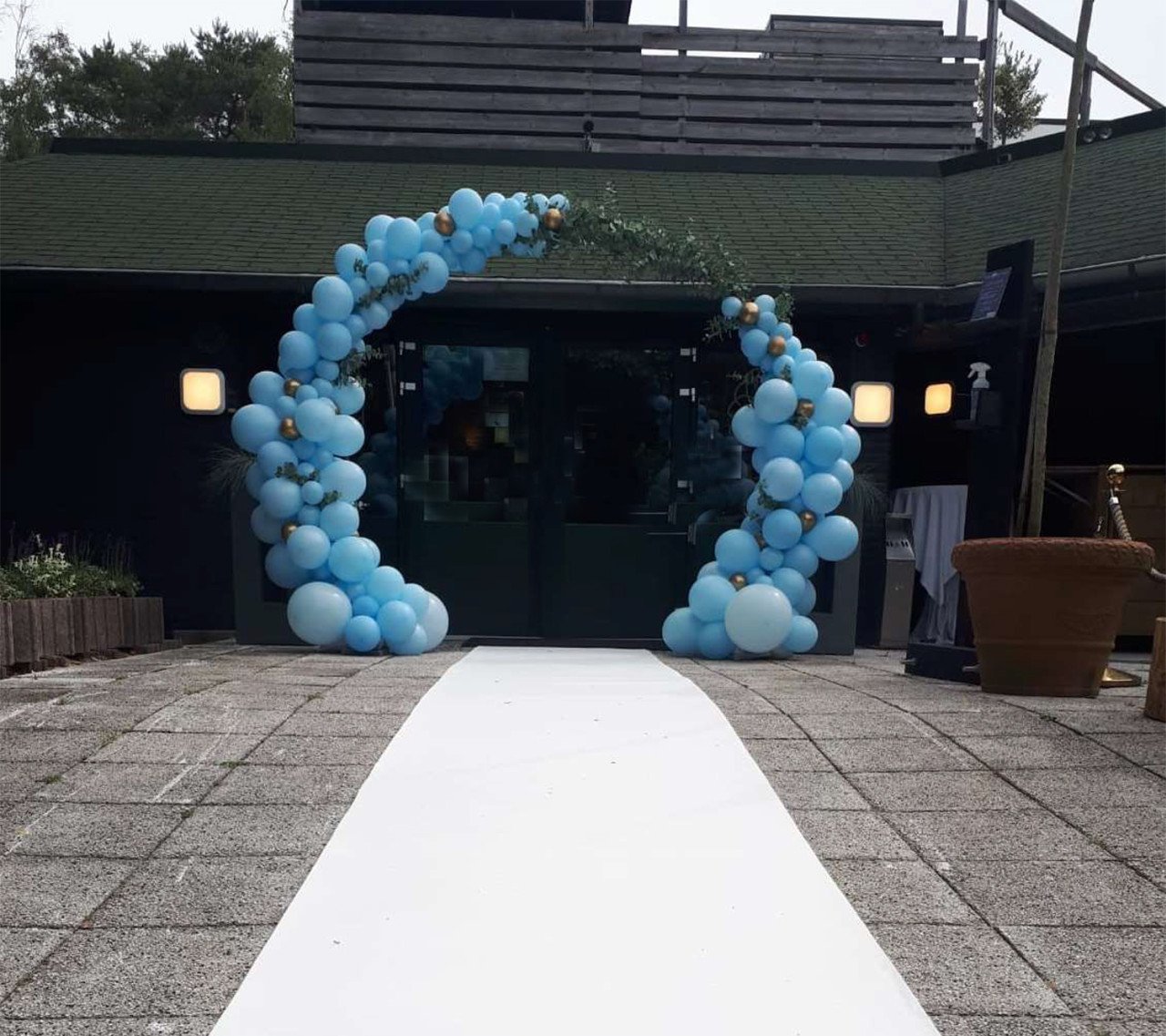 Witte loper voor bruiloft of feest