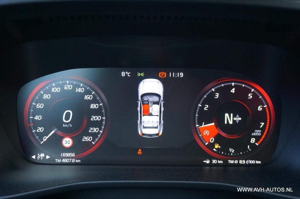 Volvo XC40 1.5 t2 r-design