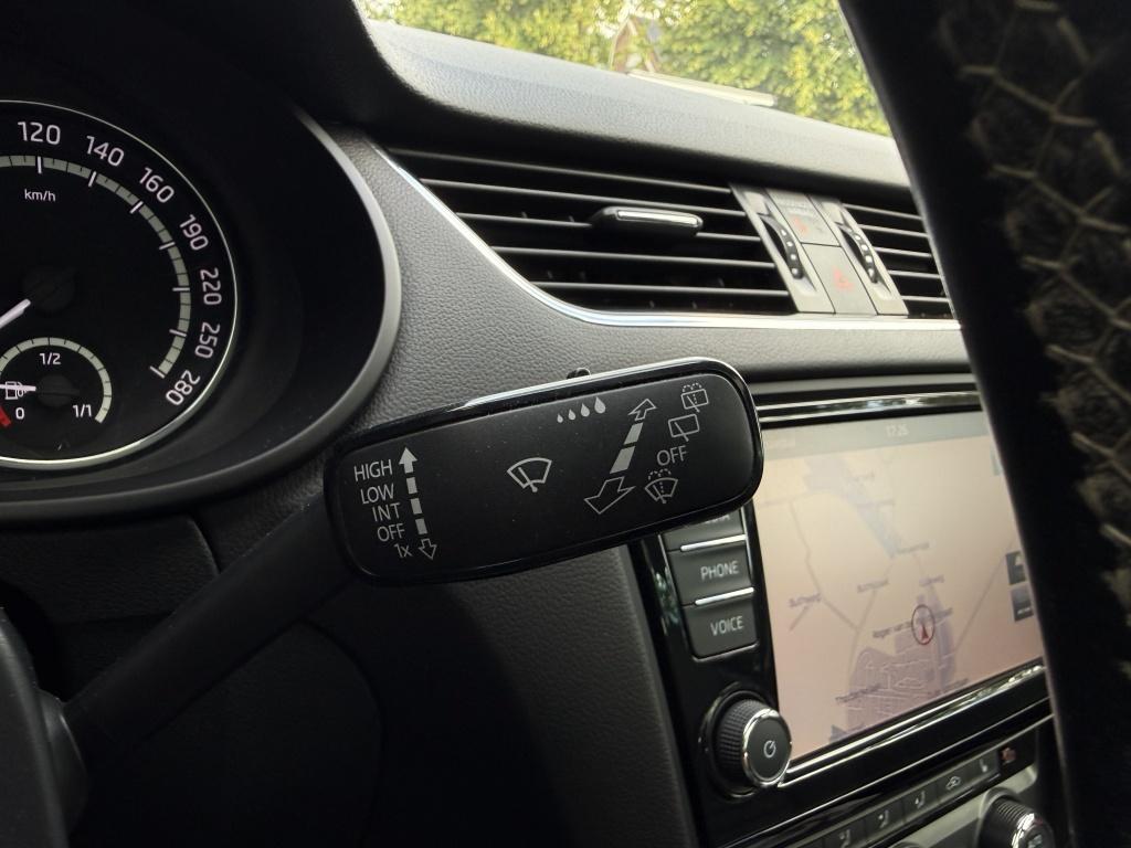 Skoda Octavia combi 2.0 tsi rs - dealer onderhouden - full optie -