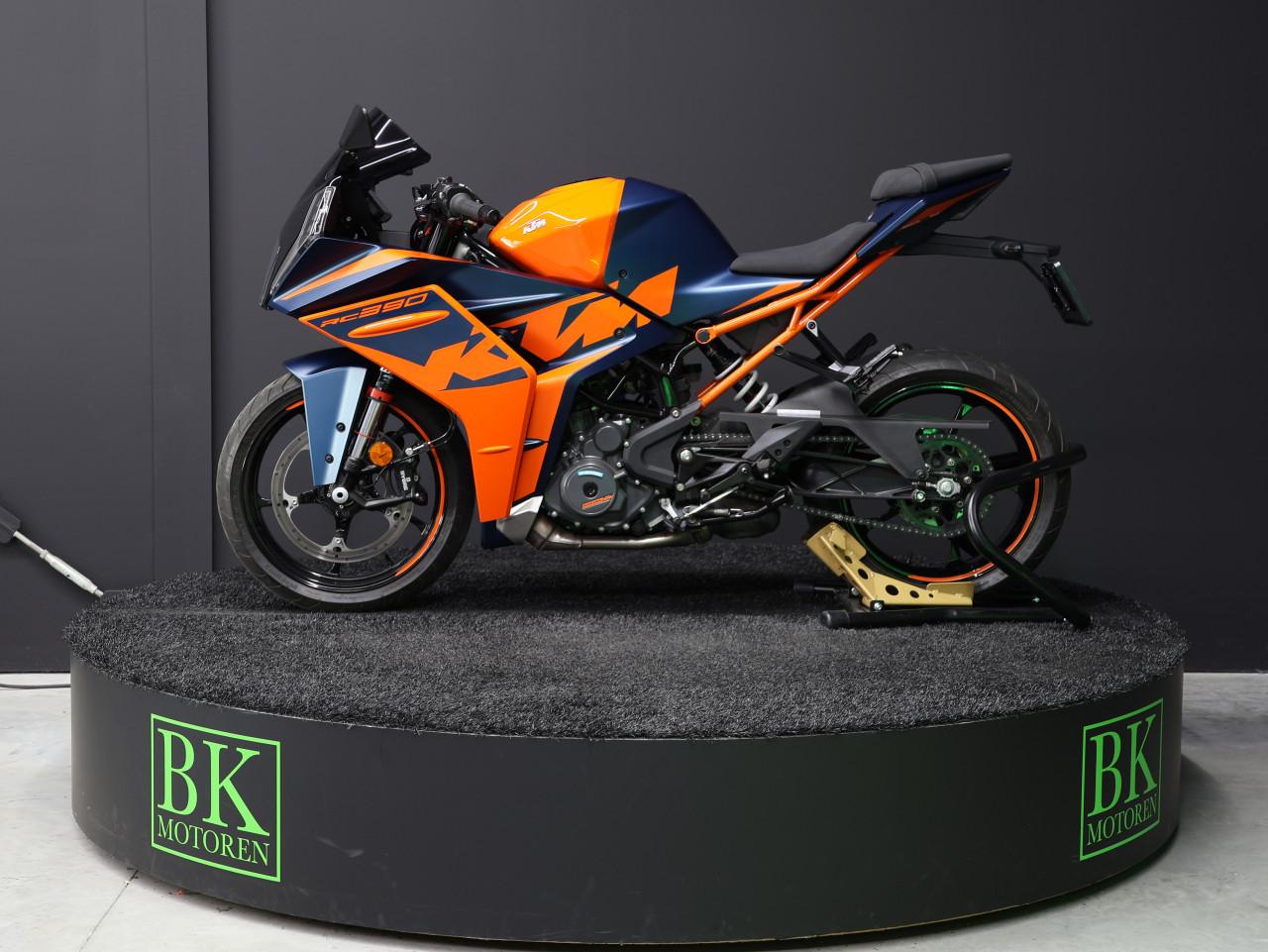 RC 390
