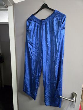 Blauwe glanzende broek, 100% viscose Maat M Verve Design Lengte 96 cm