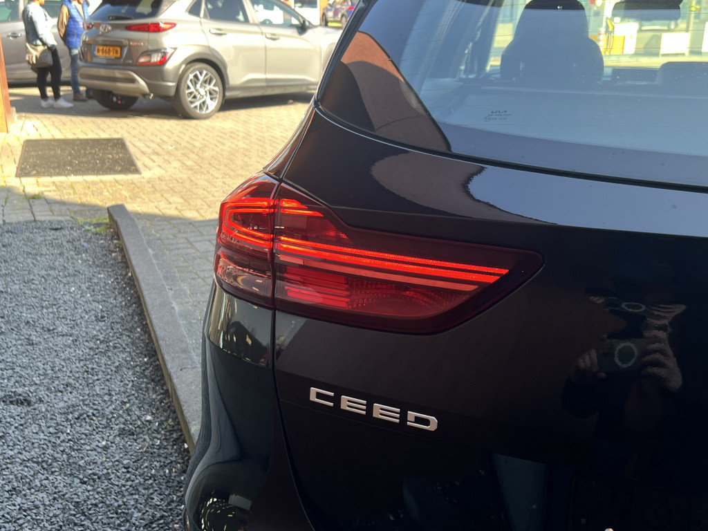 Kia Ceed Sportswagon 1.6 gdi phev executiveline