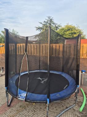 Trampoline