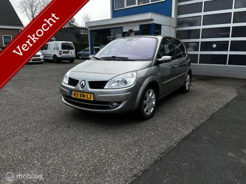 Renault Scenic 2.0-16v tech line