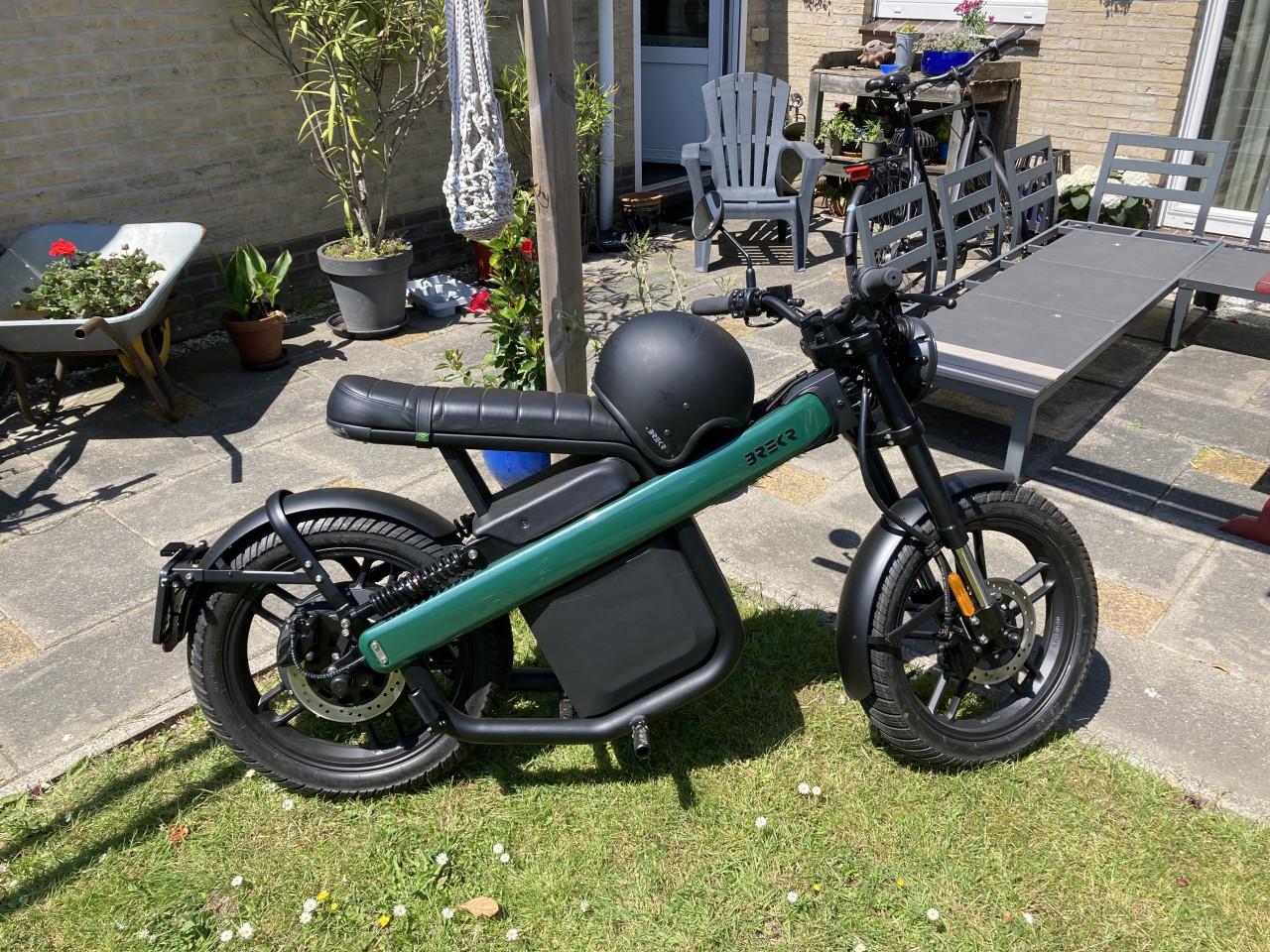 Brekr electrische brommer