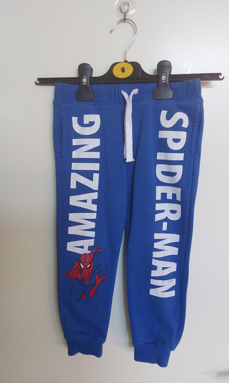 H&M spiderman joggingpak maat 110/116