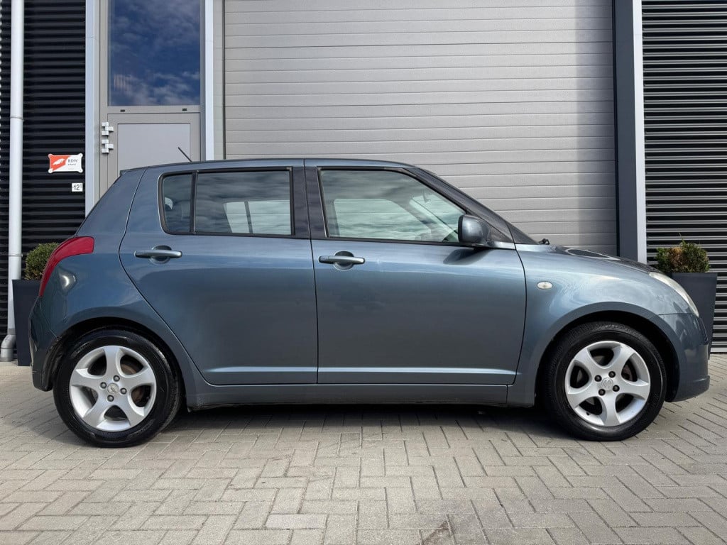 Suzuki Swift 1.3 shogun/154.000/nap/apk/airco