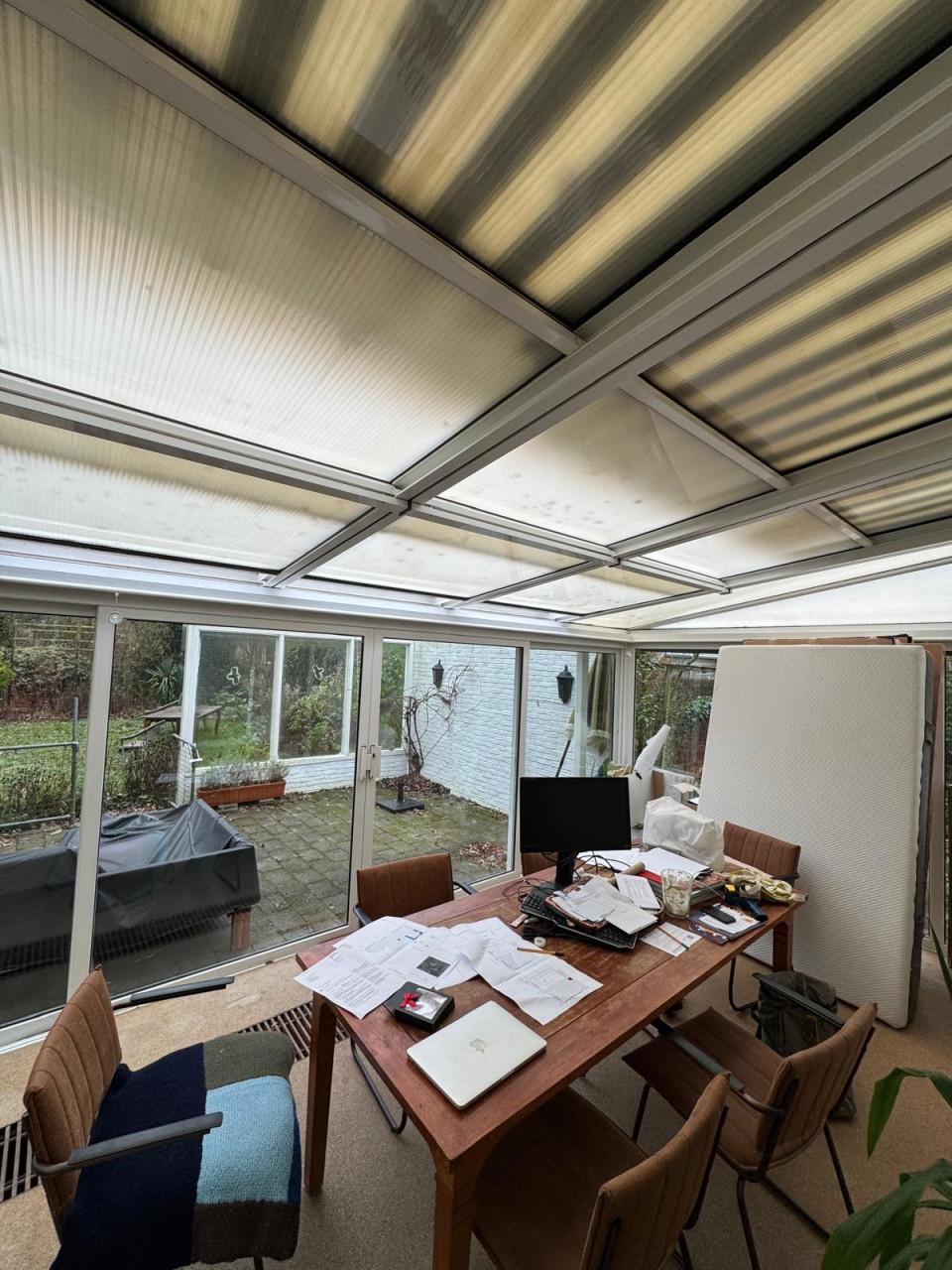 Serre 3500 x 5700 met elektrisch dakraam en zonnescherm