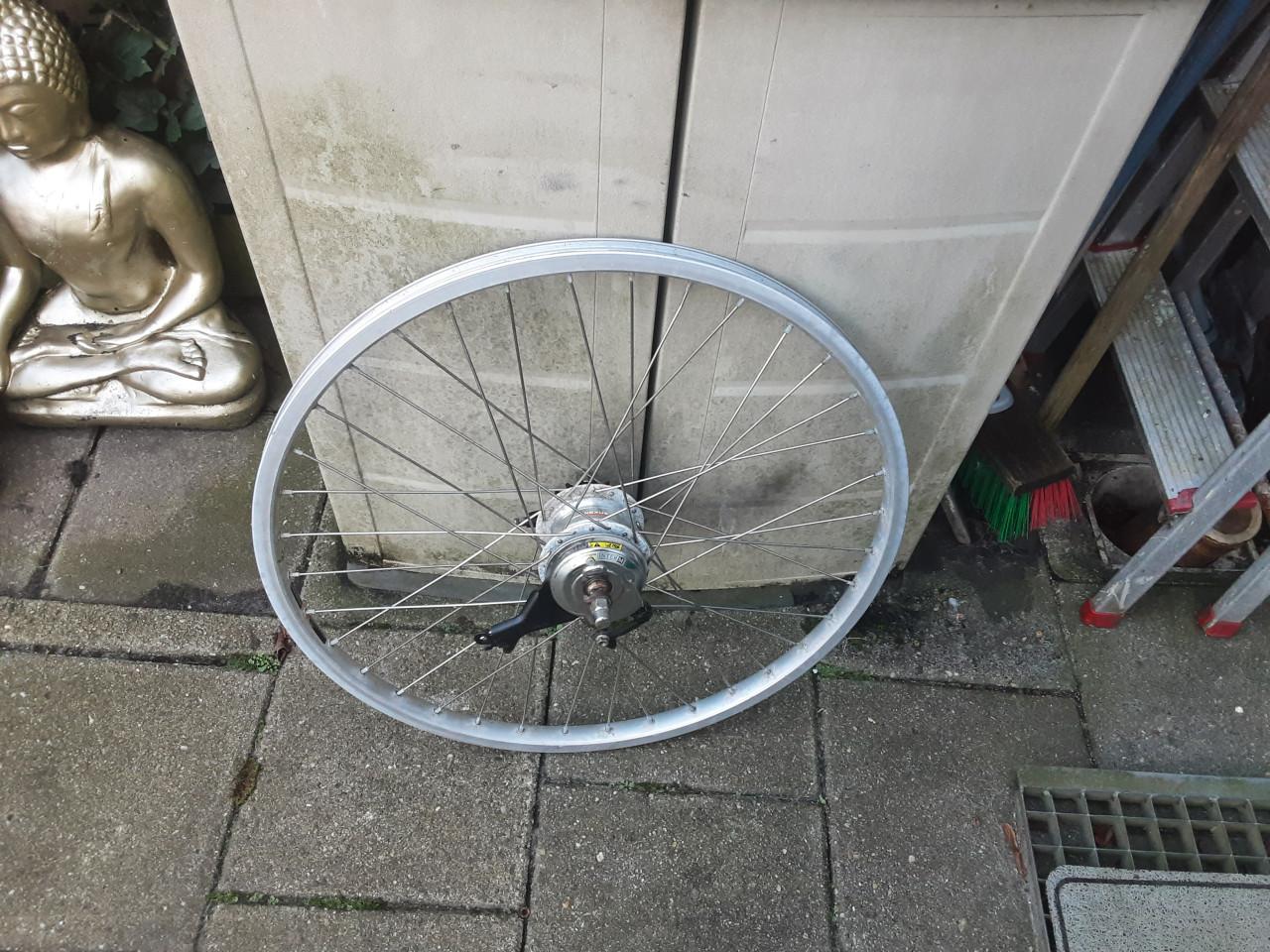 Gazelle 26 inch nexus achterwiel, 7 speed, rollerbrake rem