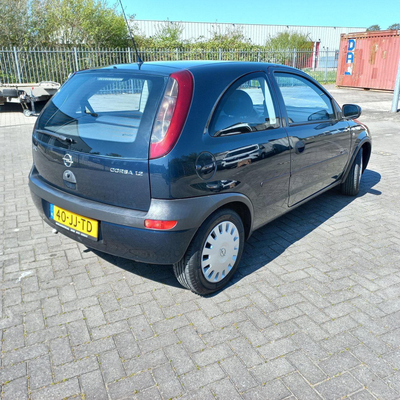 Mooie Opel Corsa 1.2 N  met lage KM stand