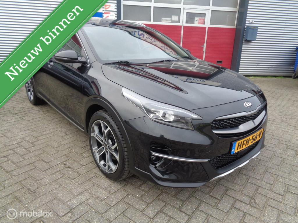 Kia Xceed 1.4 t-gdi executive/automaat/navi/panoramadak/half leer/18''lm/tr