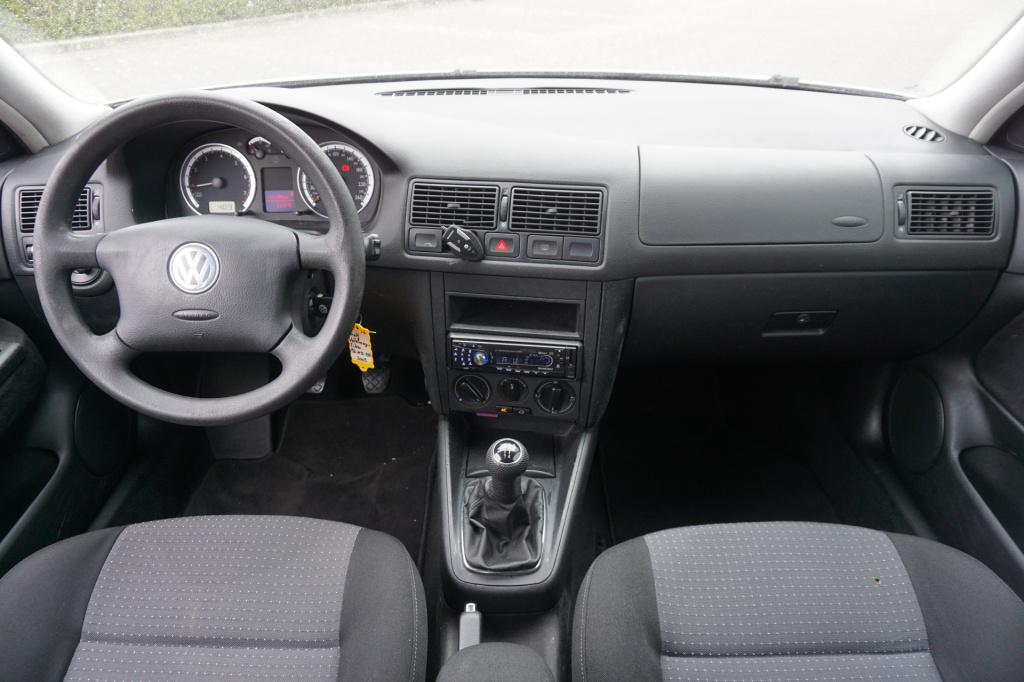 Volkswagen Golf 1.6-16v ocean airco / elektr. ramen / trekhaak / nap / apk 