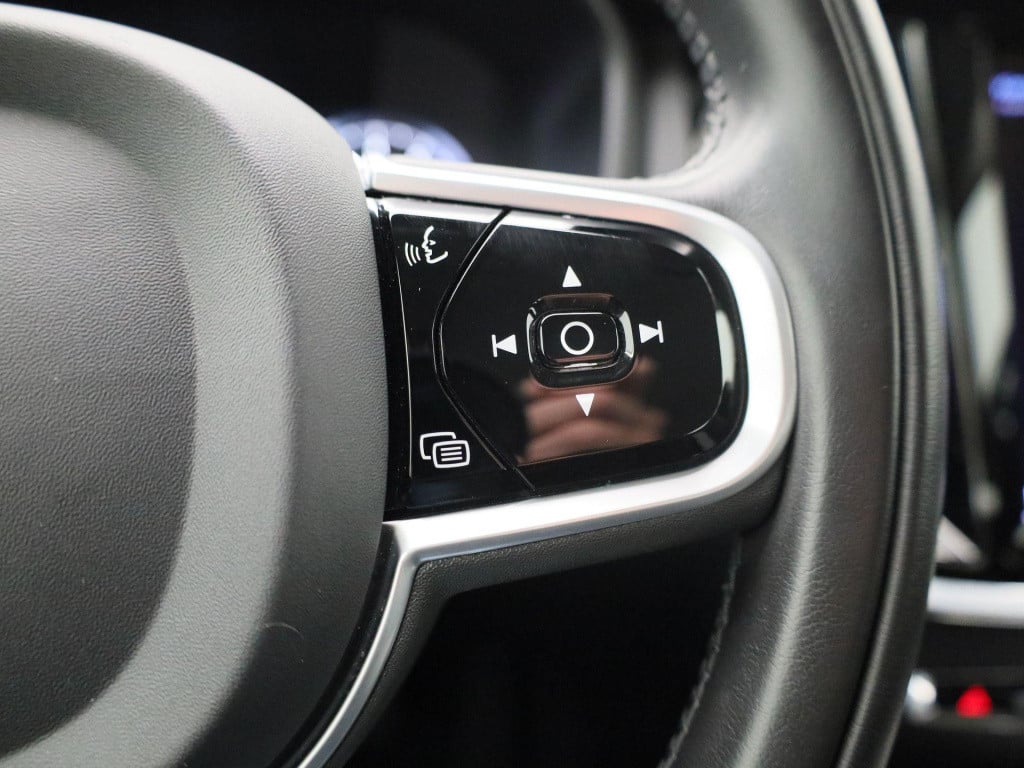 Volvo V60 2.0 b4 inscription | automaat | lmv | virtual cockpit | parkeer s