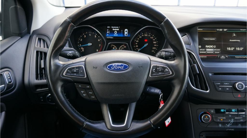 Ford Focus wagon 1.0 titanium edition rijklaar incl garantie