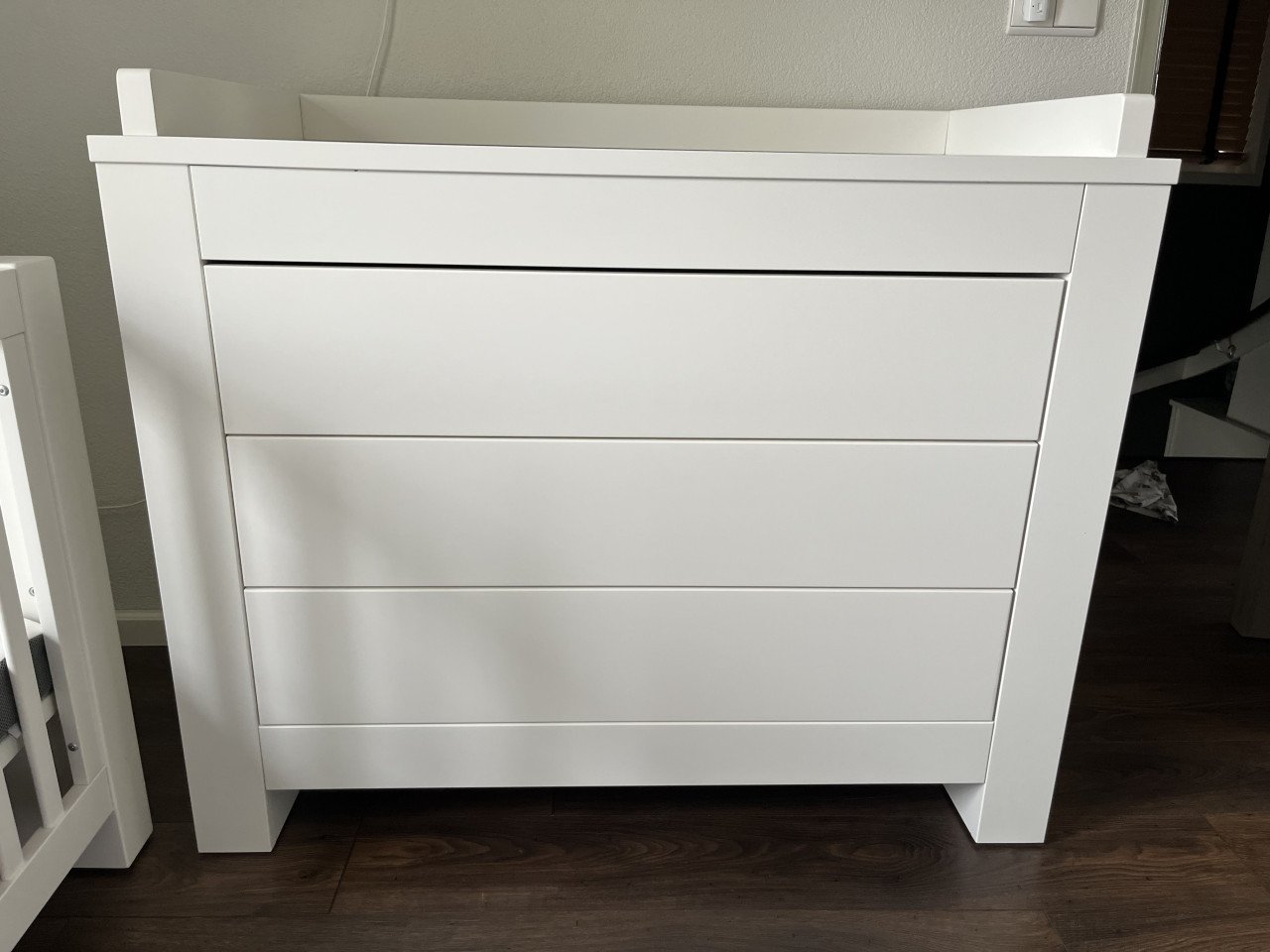 Commode + ledikant (super netjes en stevig)